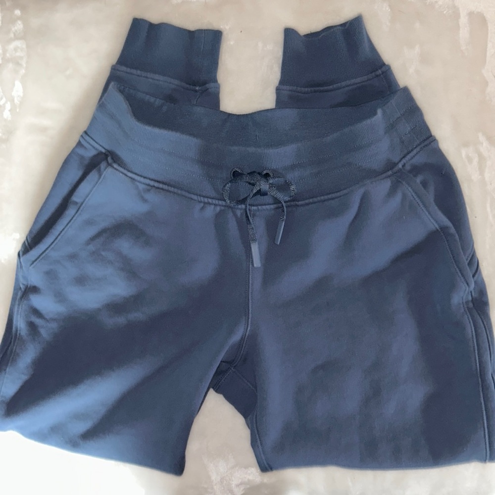 LULULEMON JOGGERS